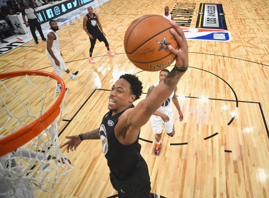 咪咕体育直播 -曼联训练开放日；今夜豪取连胜引欢呼；全明星赛在即；球队文化再被提及 